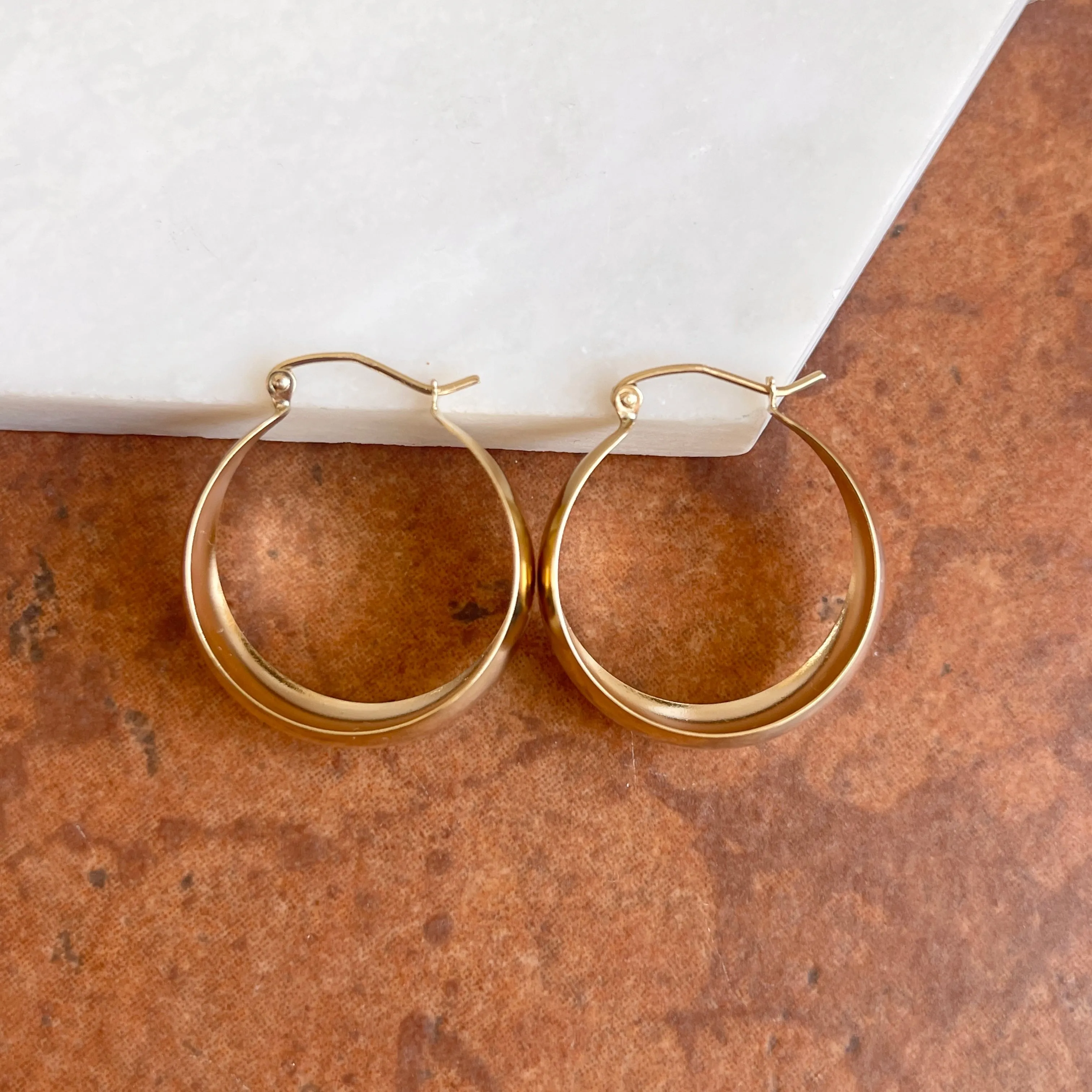 14KT Yellow Gold Chunky Tapered Round Hoop Earrings 27mm