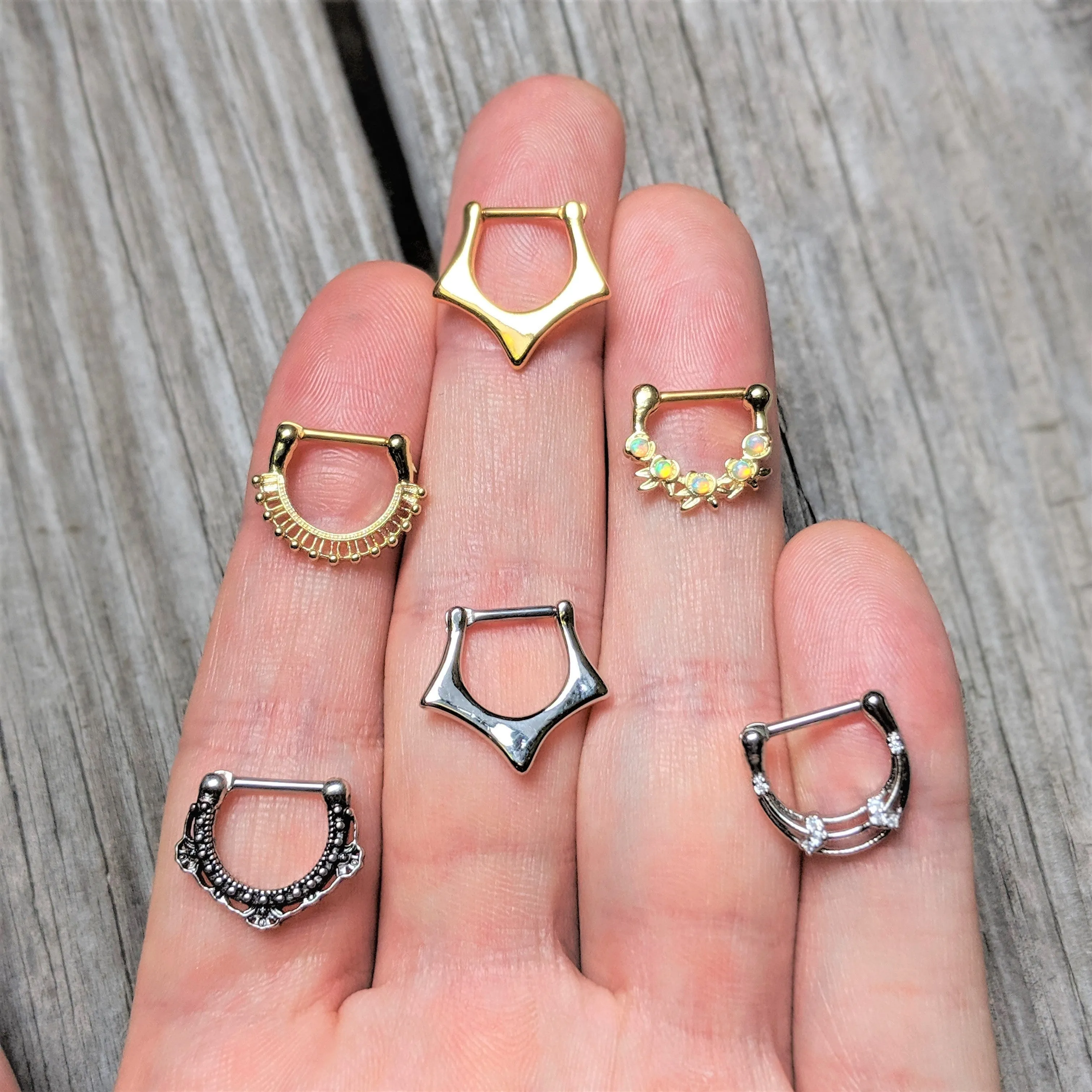 16 Gauge 5/16 Gold Tone Dramatically Structured Septum Clicker