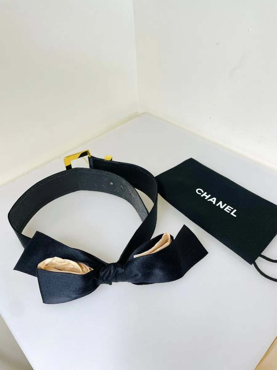 1980's Chanel Bow Belt