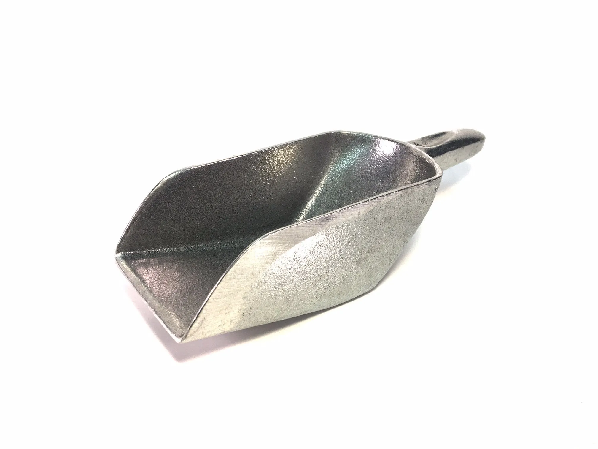 Aluminum Flat-Bottom Scoop's Available in 4 Sizes - Please Select Size