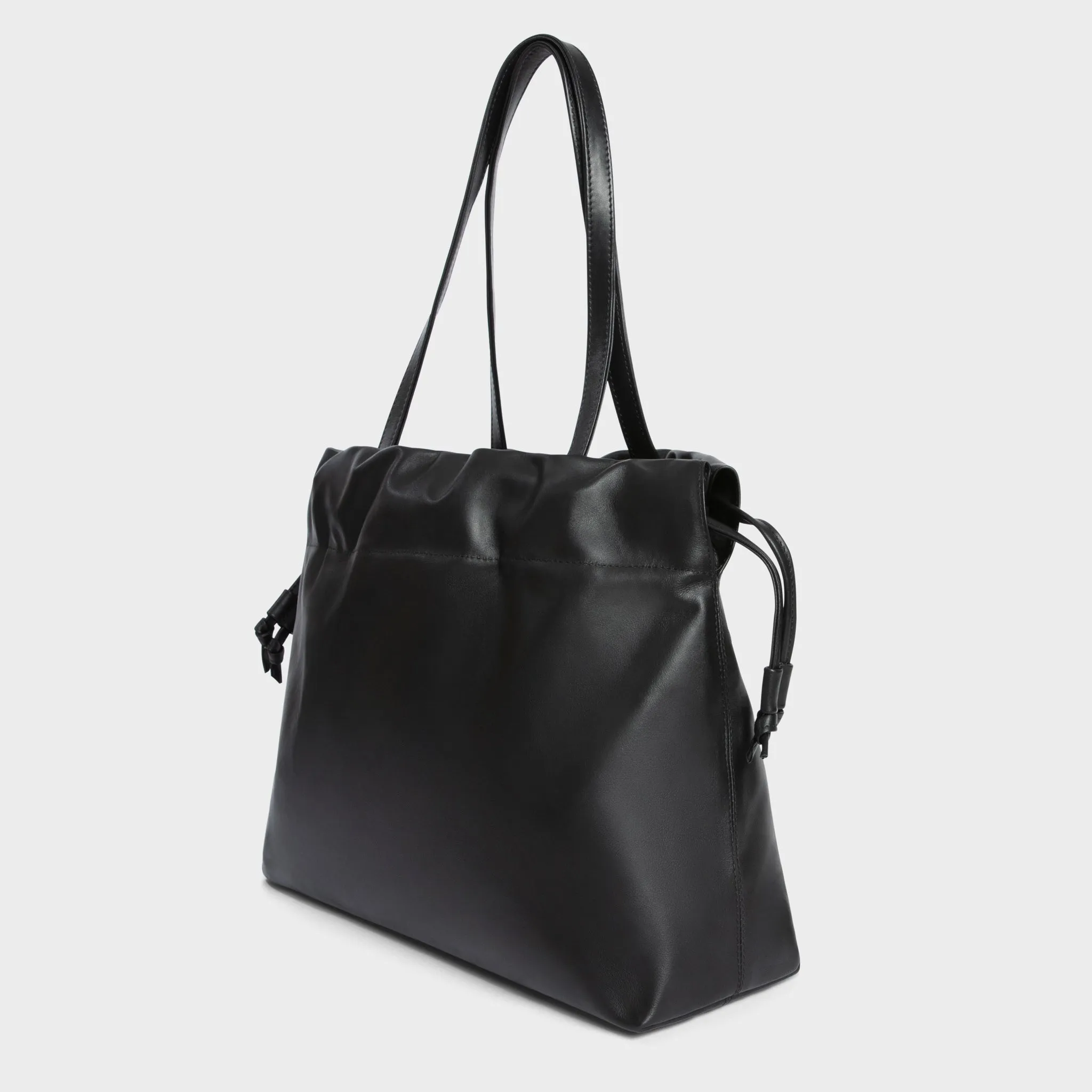 ASISI TOTE