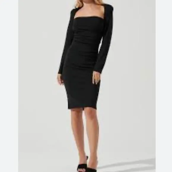 Astr The Label Volume Shoulder Long Sleeve Ruched Bodycon Dress SZ Large…
