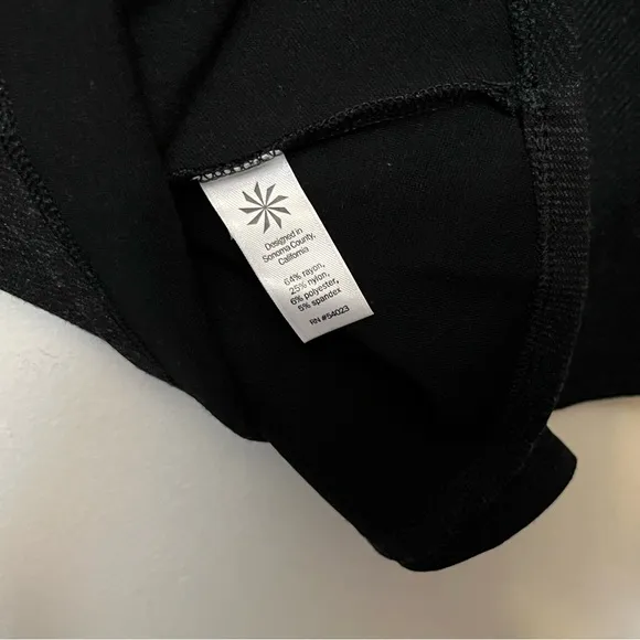 Athleta • 10 • Charcoal Grey Flounce Skirt