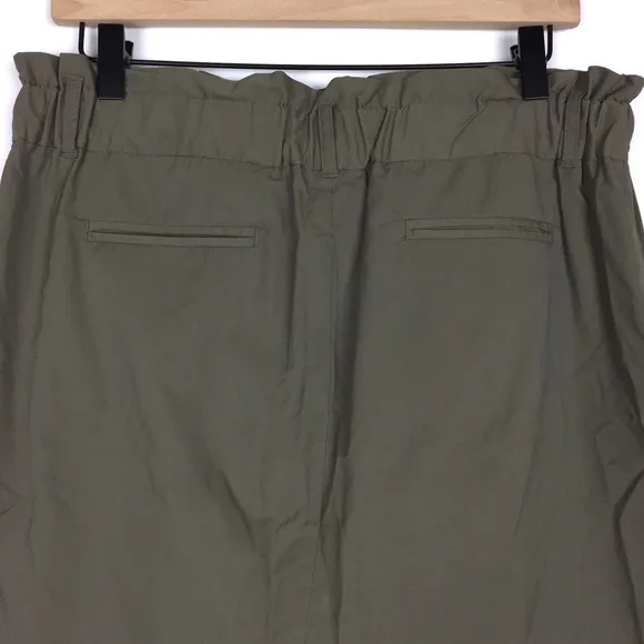 BANANA REPUBLIC Mini Skirt Paper Bag Waist Army Olive Green Minimalist Size 10