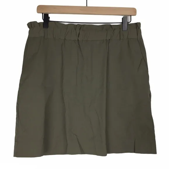 BANANA REPUBLIC Mini Skirt Paper Bag Waist Army Olive Green Minimalist Size 10