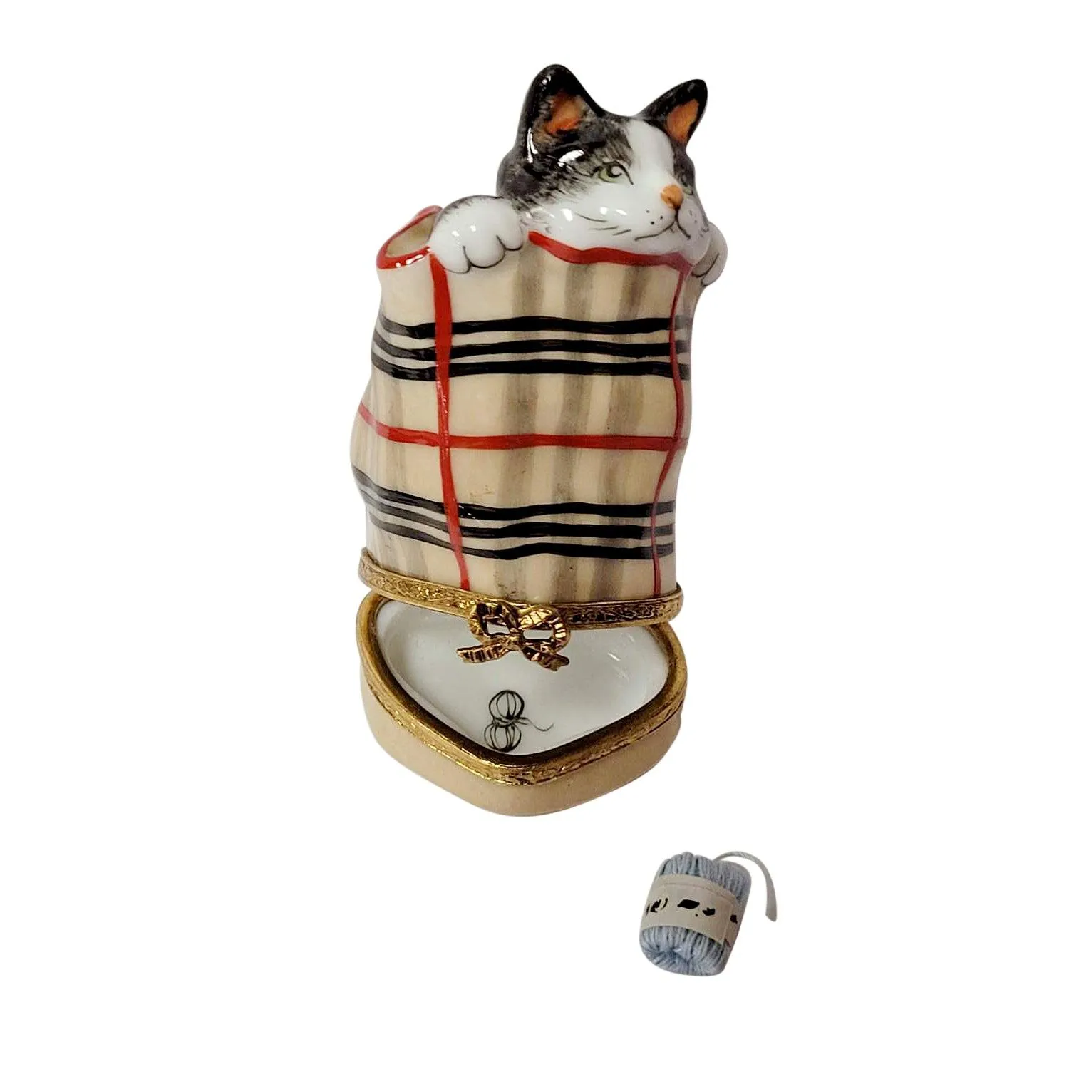 Berberry Bag Cat Toy with Yarn Ball
