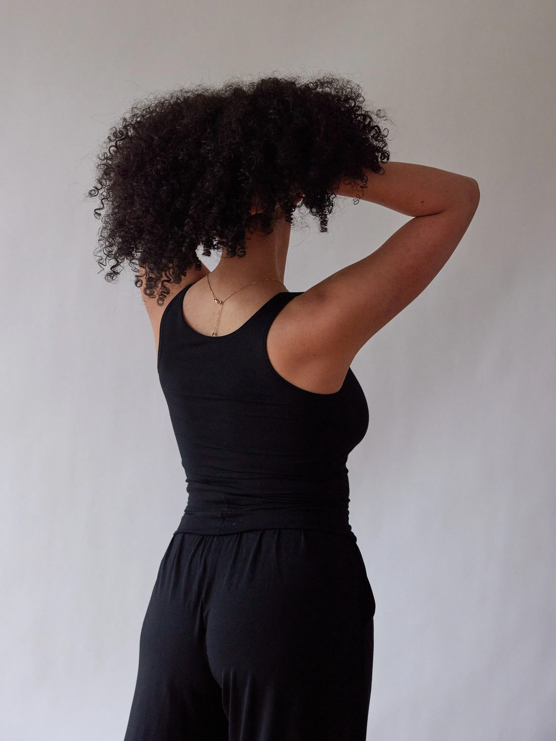 BLACK TRAIL TANK