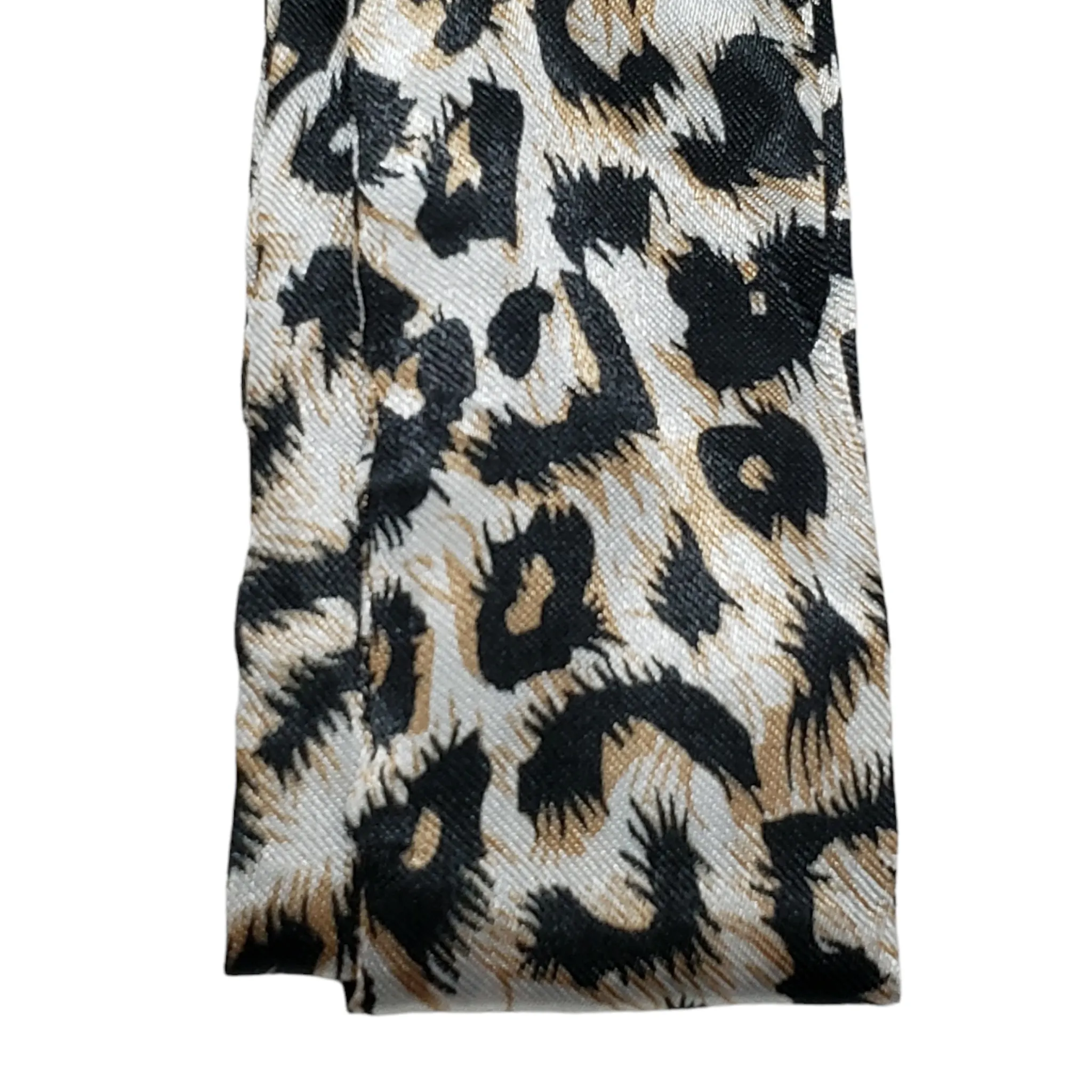 BT Silky Edge Laying Scarf