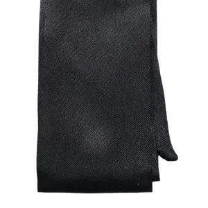 BT Silky Edge Laying Scarf