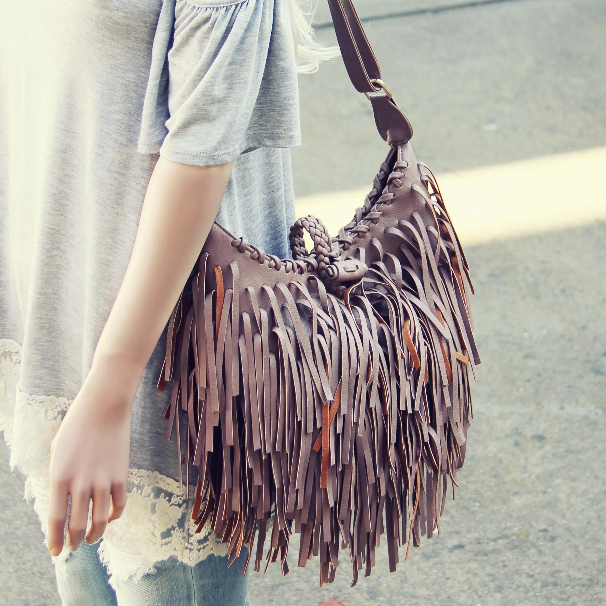 Canyon Fringe Tote in Gray