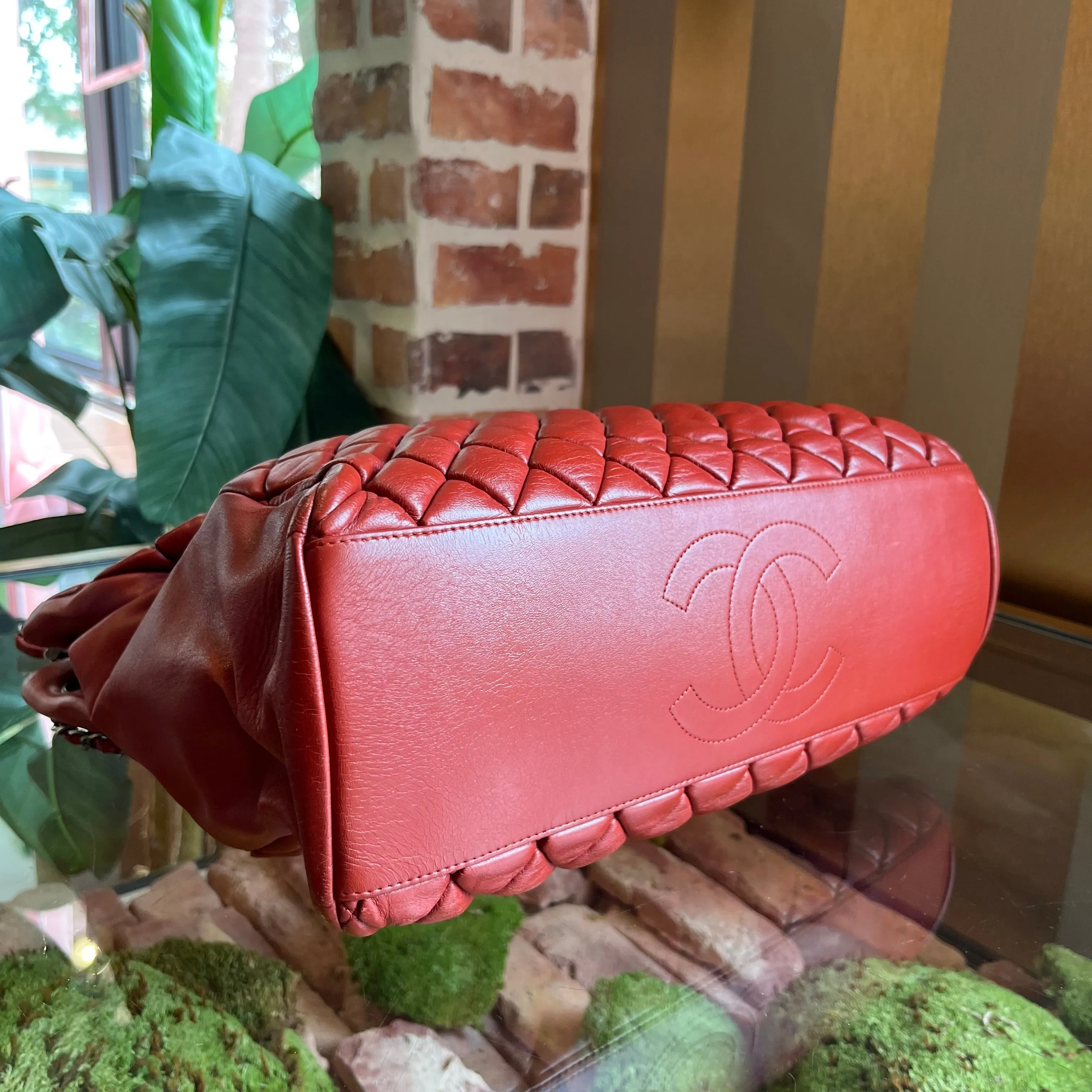 CHANEL New Bubble Red Lambskin Leather Tote TS3910