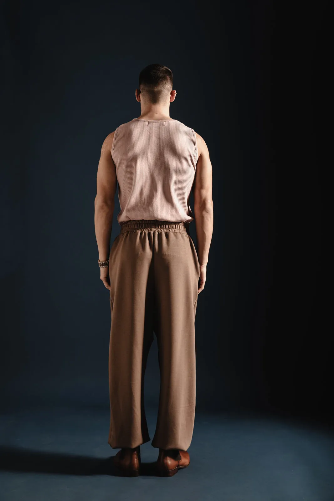 Chiva Joggers Brown