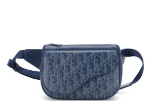 CHRISTIAN DIOR WORLD TOUR SADDLE BELT BAG (21BO.0241) DIOR HOMME OBLIQUE MONOGRAM & SGN NAVY BLUE GALAXY CALF LEATHER BRUSH SILVER HARDWARE, WITH DUST COVER