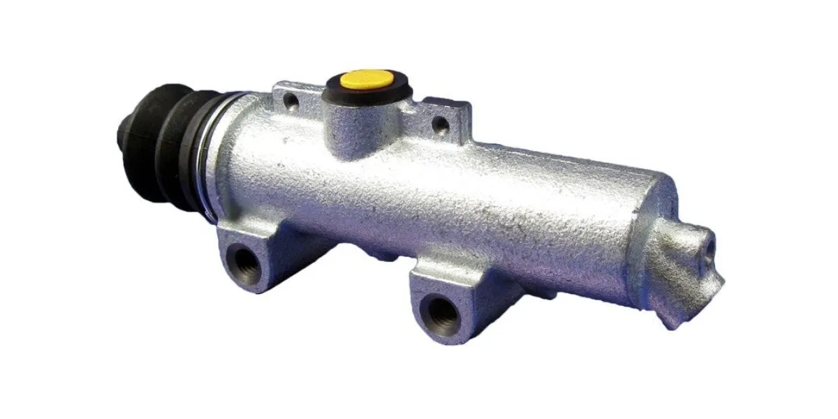 Clutch Master Cylinder Iveco Eurocargo 170E27 Etc 1994- / Eurotracker (Cast Iron) (No Sensor) (See Cm318.0071 = With Resevo
