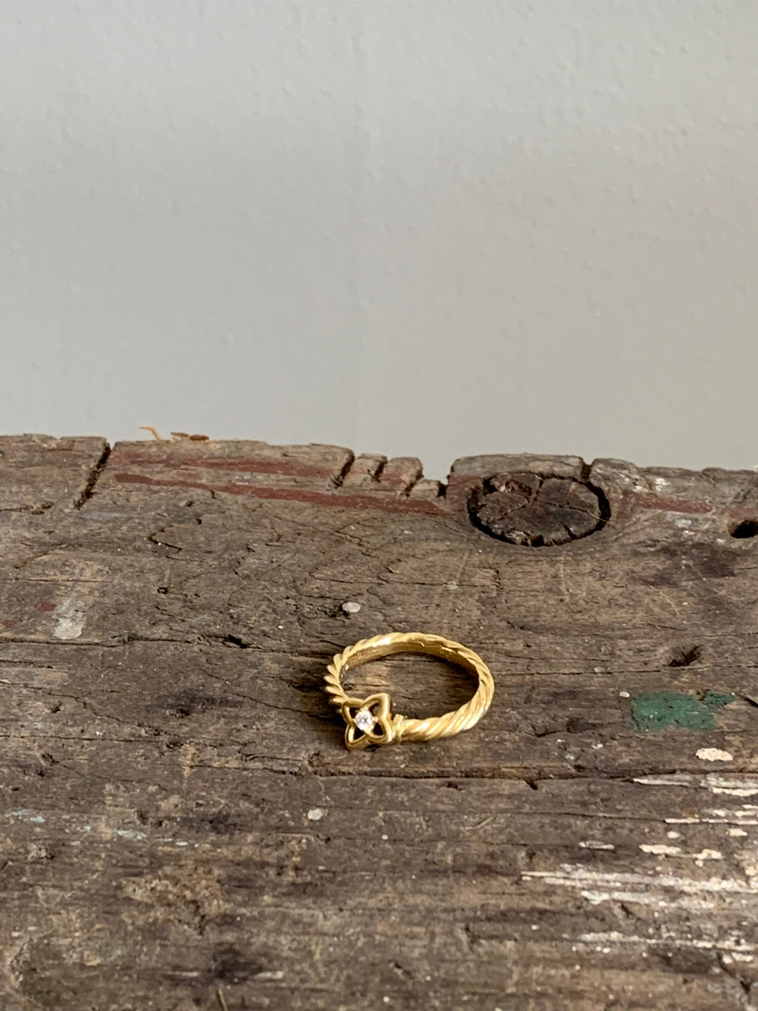 David Yurman gold petite quatrefoil ring