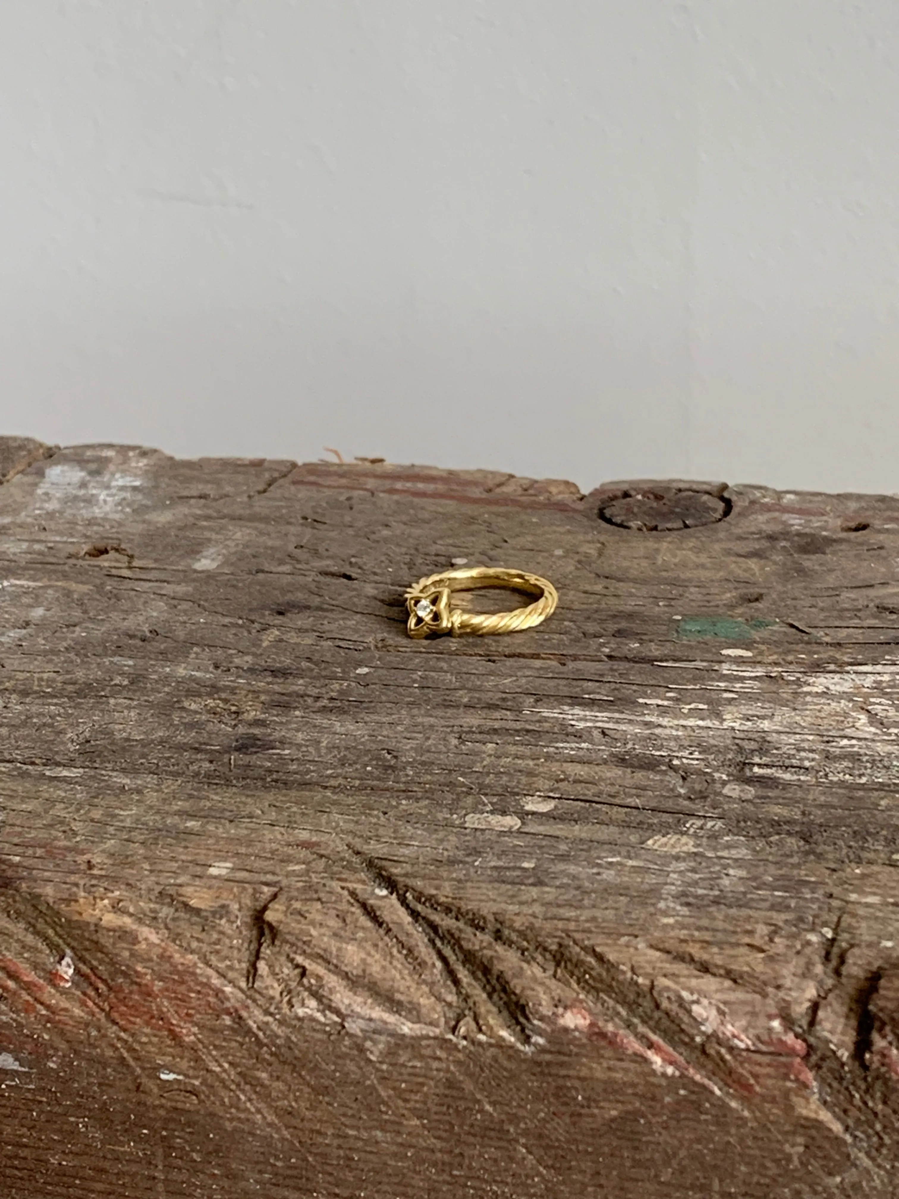 David Yurman gold petite quatrefoil ring