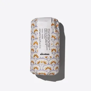 Davines This is a Medium Hold Modelling Gel