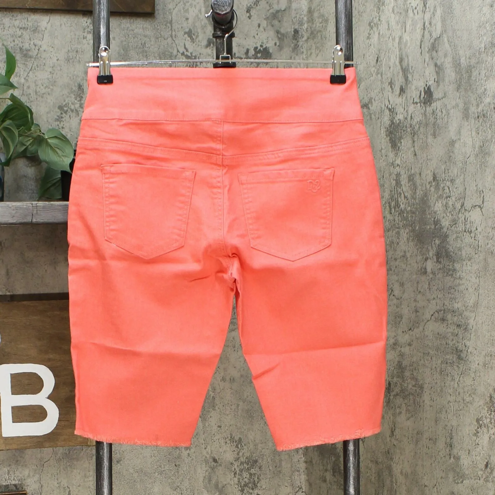DG2 by Diane Gilman Women's Petite Classic Stretch Pull On Bermuda Shorts