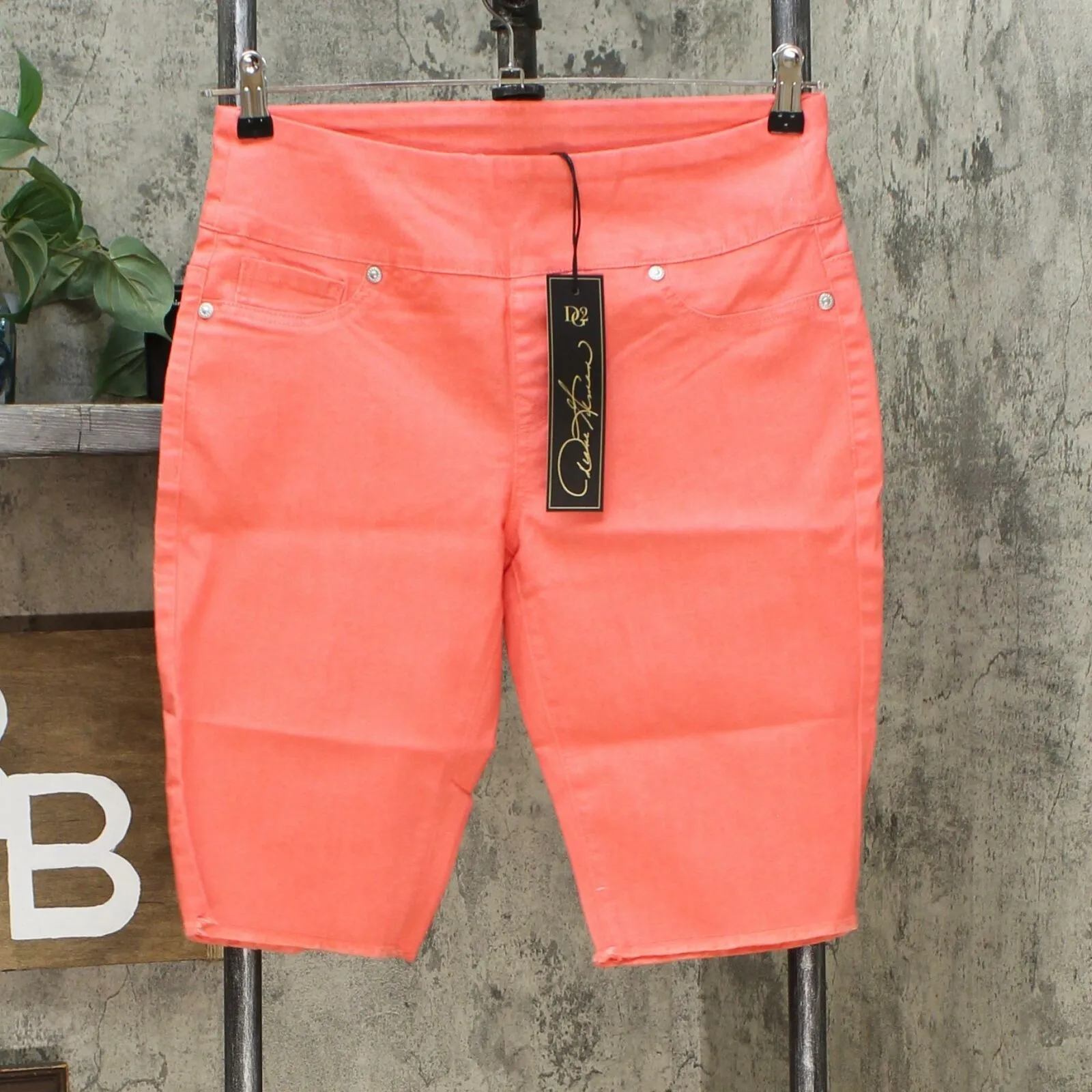 DG2 by Diane Gilman Women's Petite Classic Stretch Pull On Bermuda Shorts