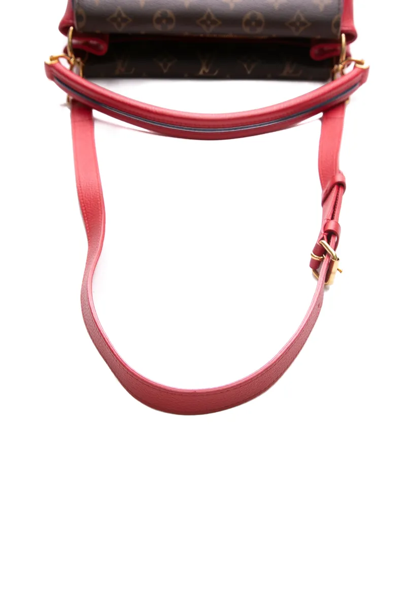 Double V Bag