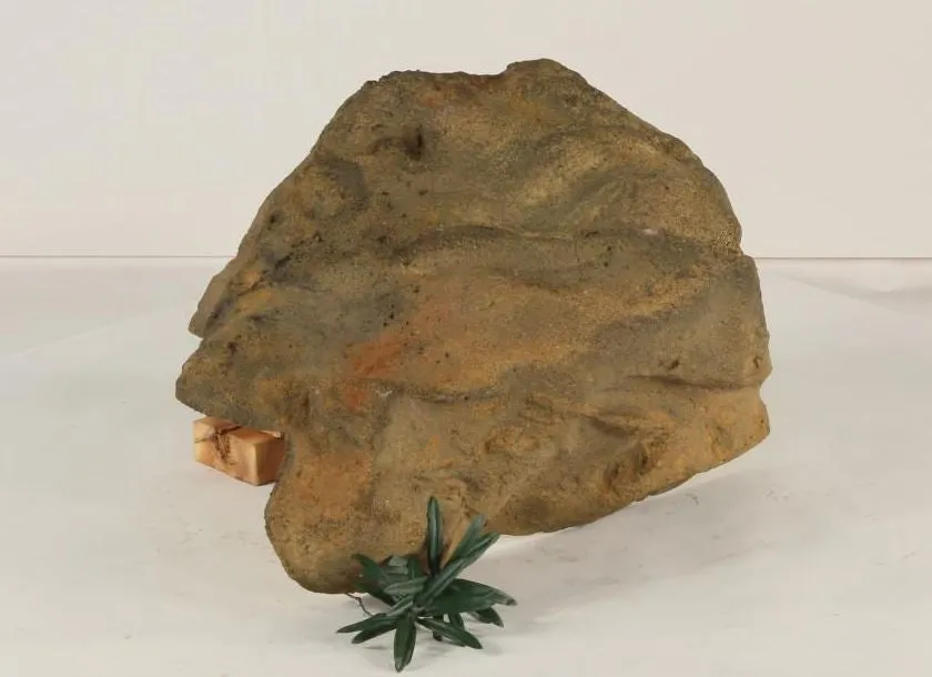 Edge Rock - ER-012 by Universal Rocks