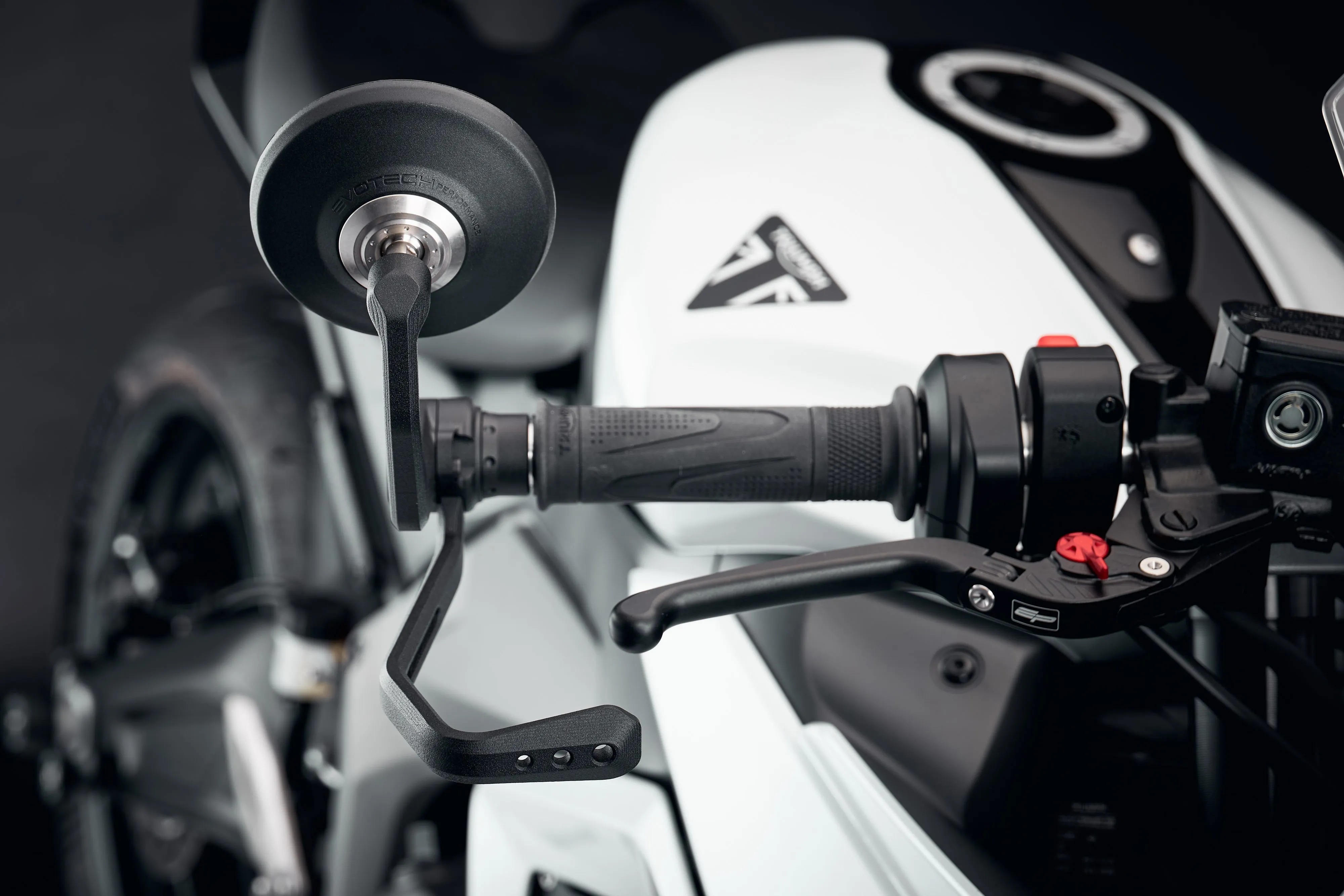 Evotech Bar End Mirrors / Brake and Clutch Protector Kit - Triumph Daytona 660 (2024 )