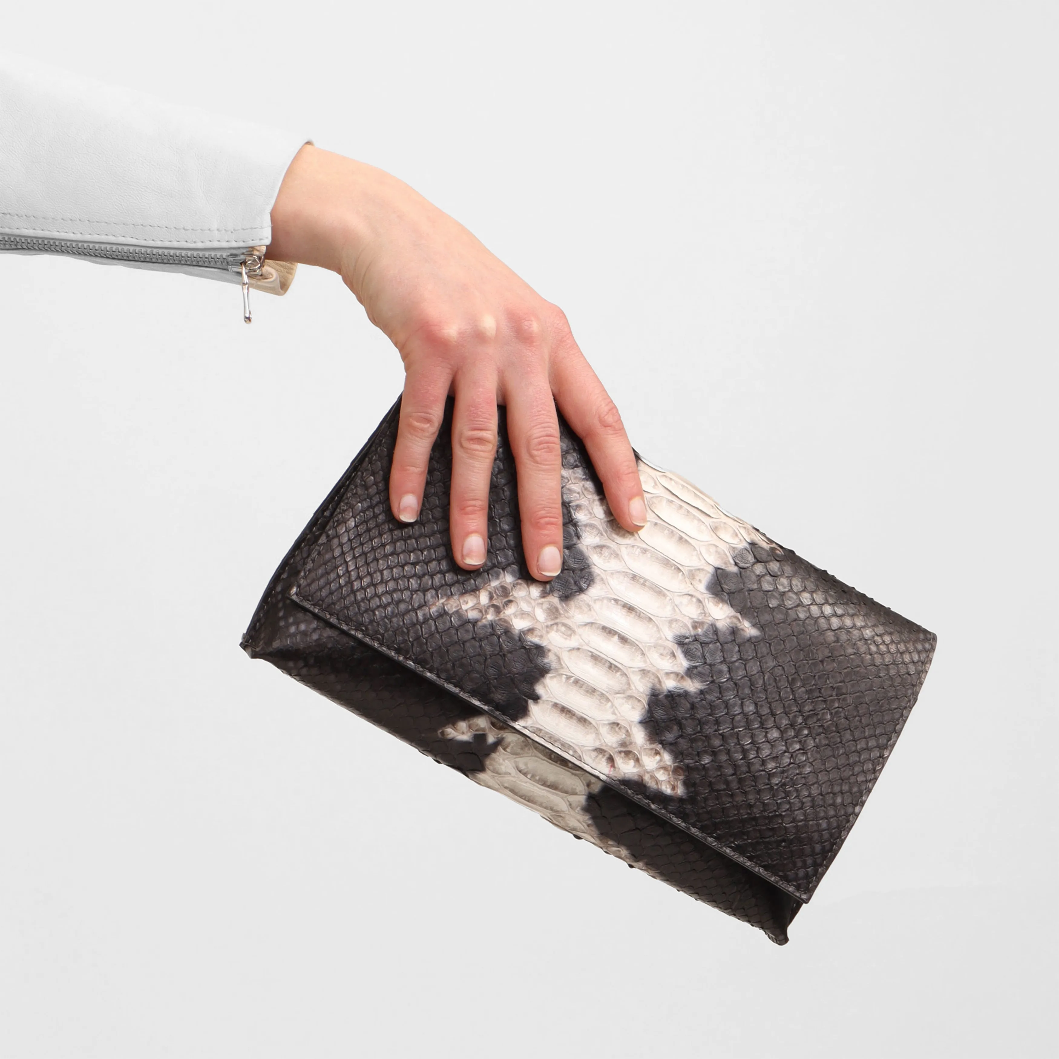 FOLDOVER CLUTCH BASALT RUMPLED SHEEPSKIN