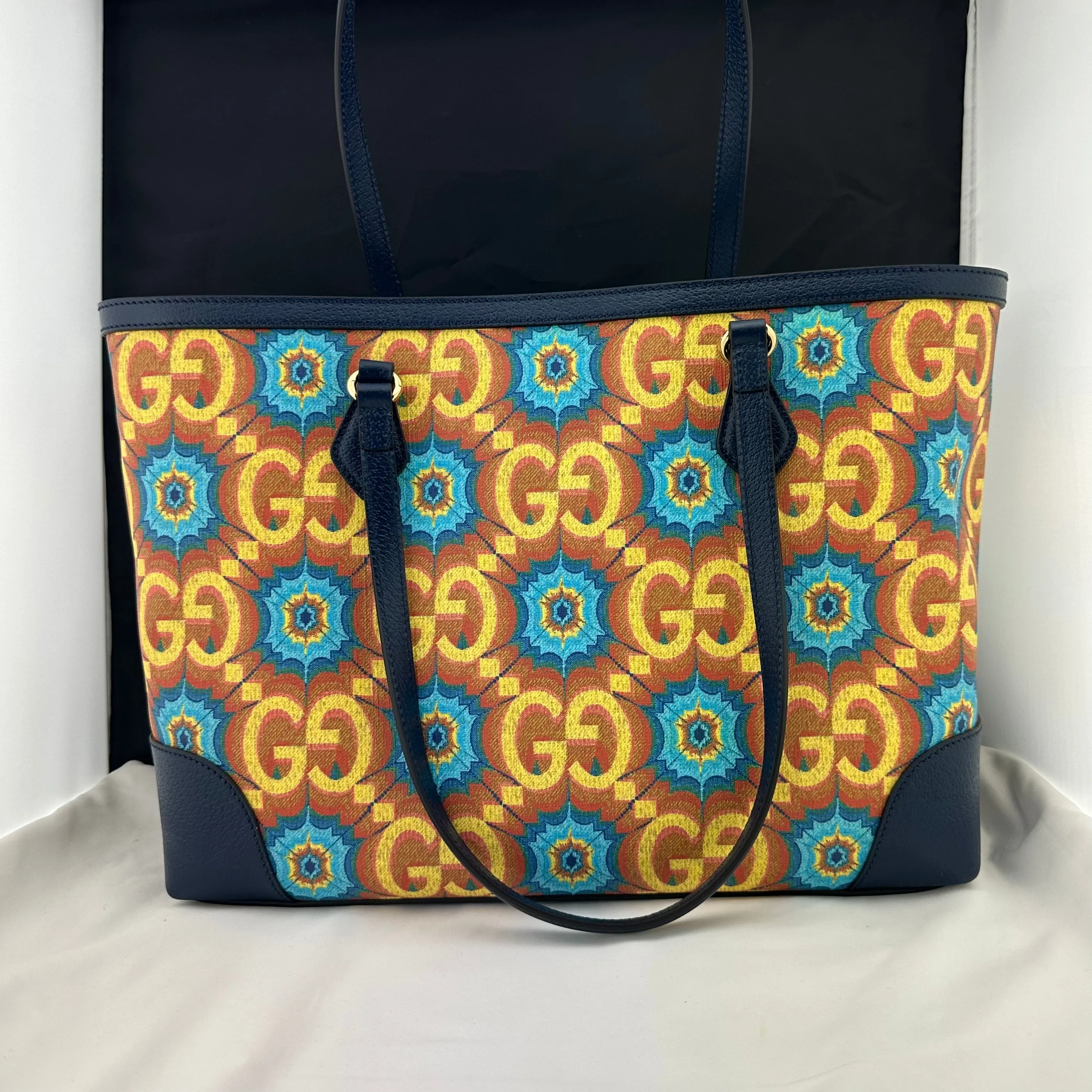 Gucci 100 Ophidia Medium Tote Bag