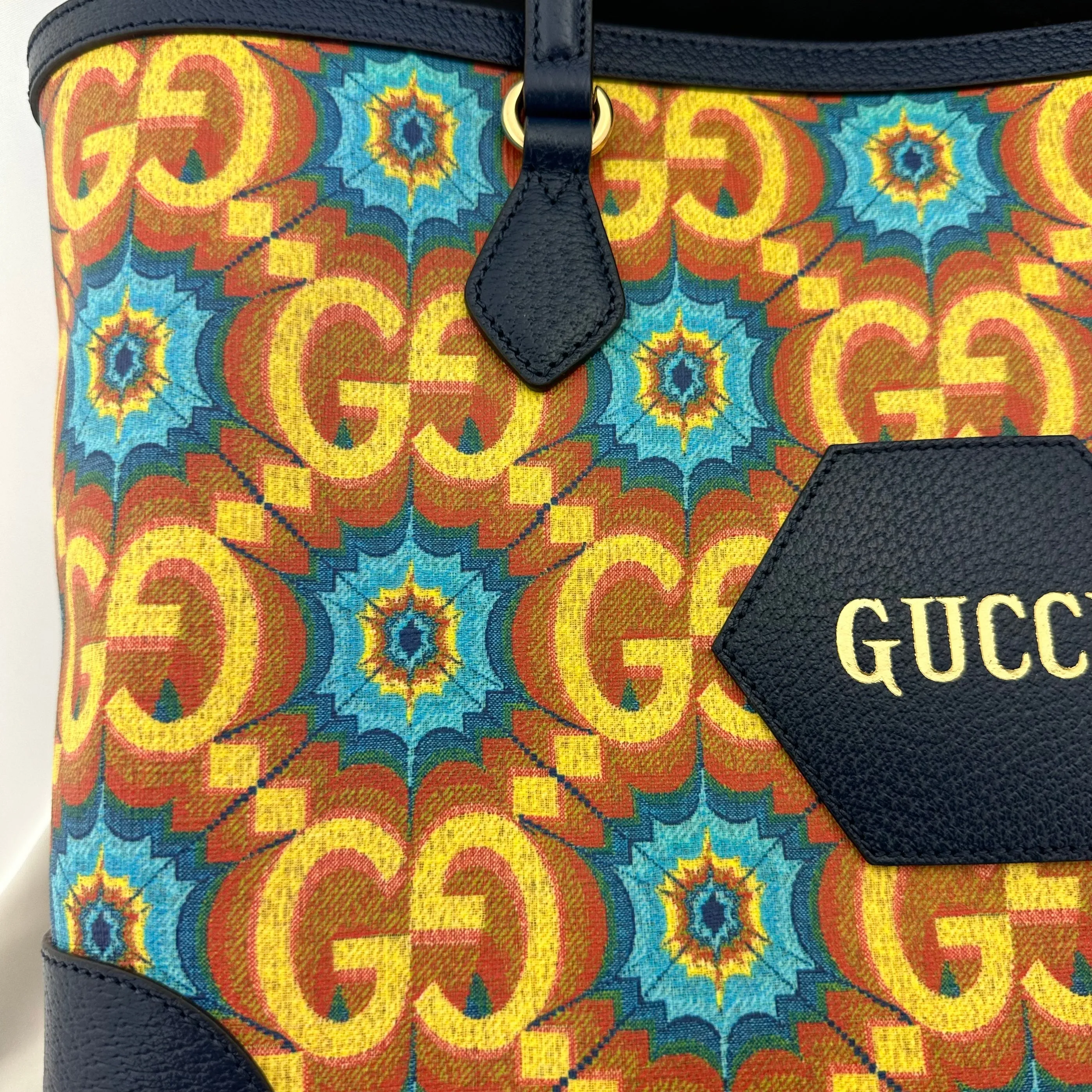 Gucci 100 Ophidia Medium Tote Bag