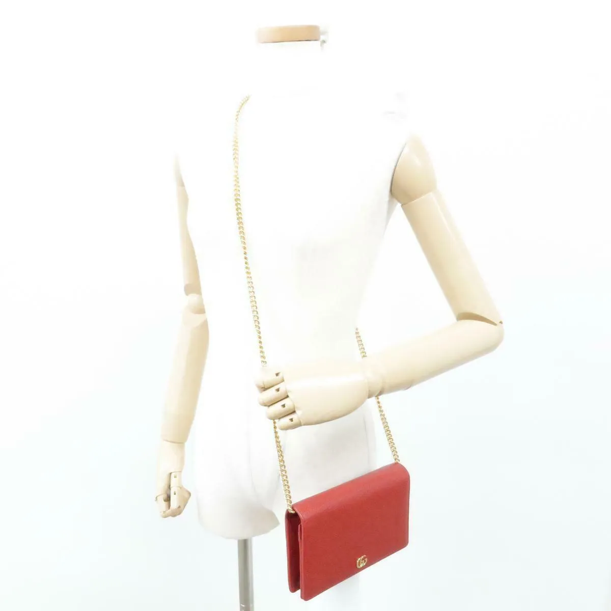Gucci Crossbody Oversized Wallet Bag with Removable Chain and Mirror in Red