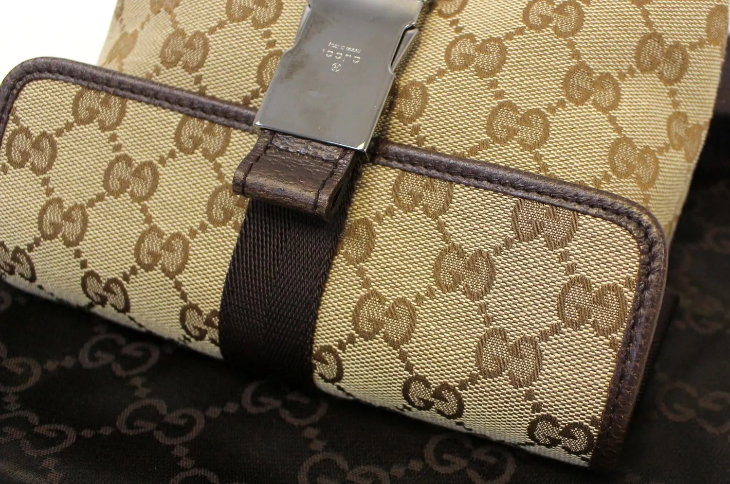 GUCCI GG Canvas Brown Waist Bum Bag