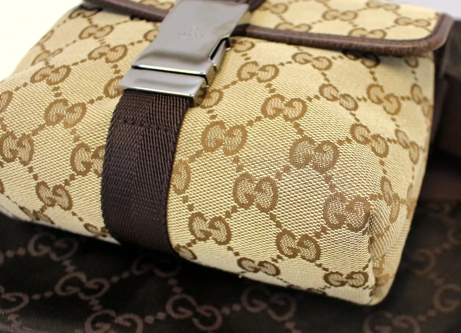 GUCCI GG Canvas Brown Waist Bum Bag