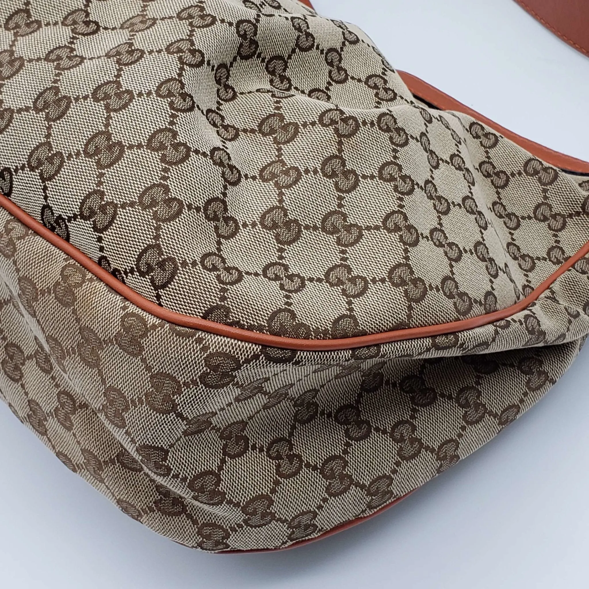 Gucci GG Sukey Shoulder Bag