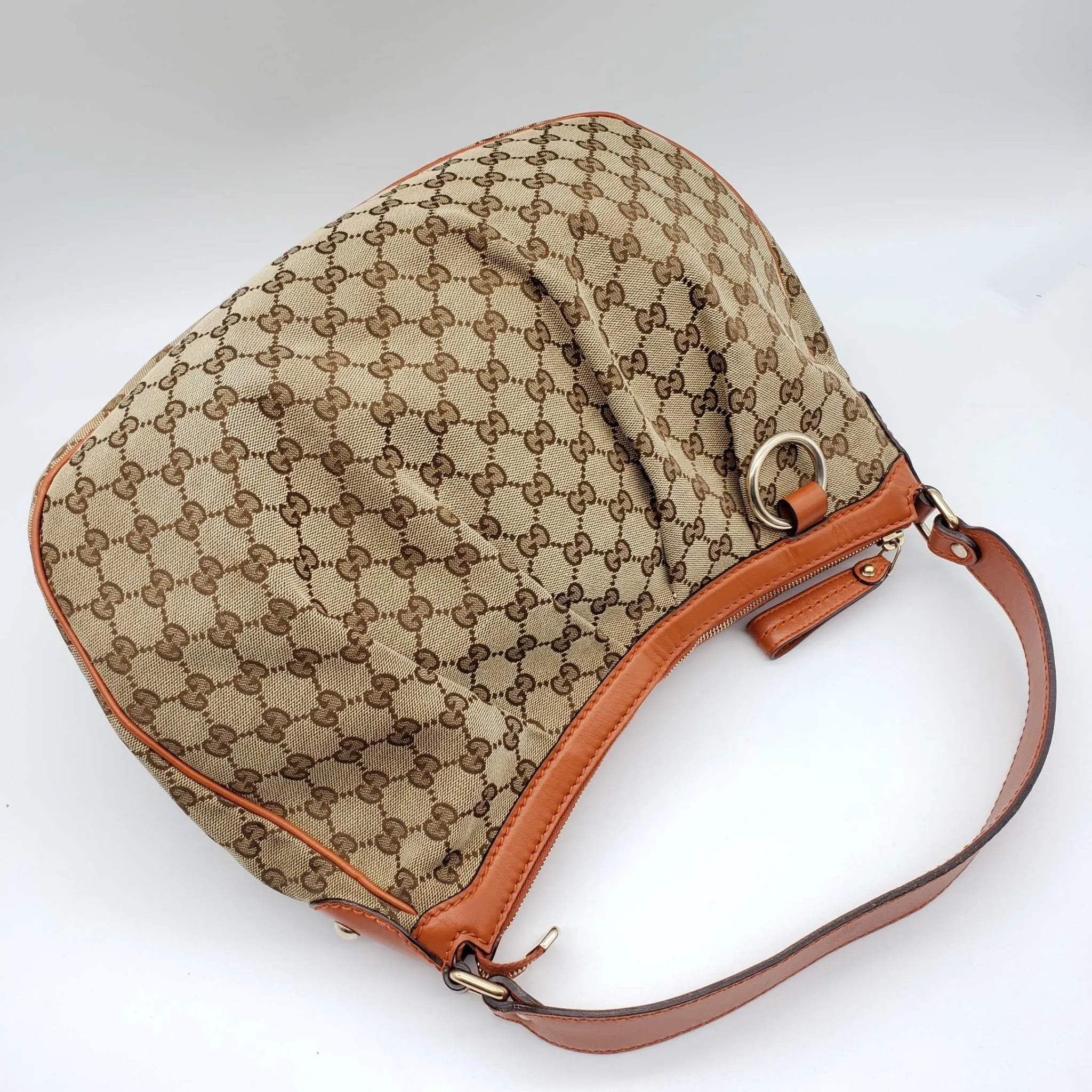 Gucci GG Sukey Shoulder Bag