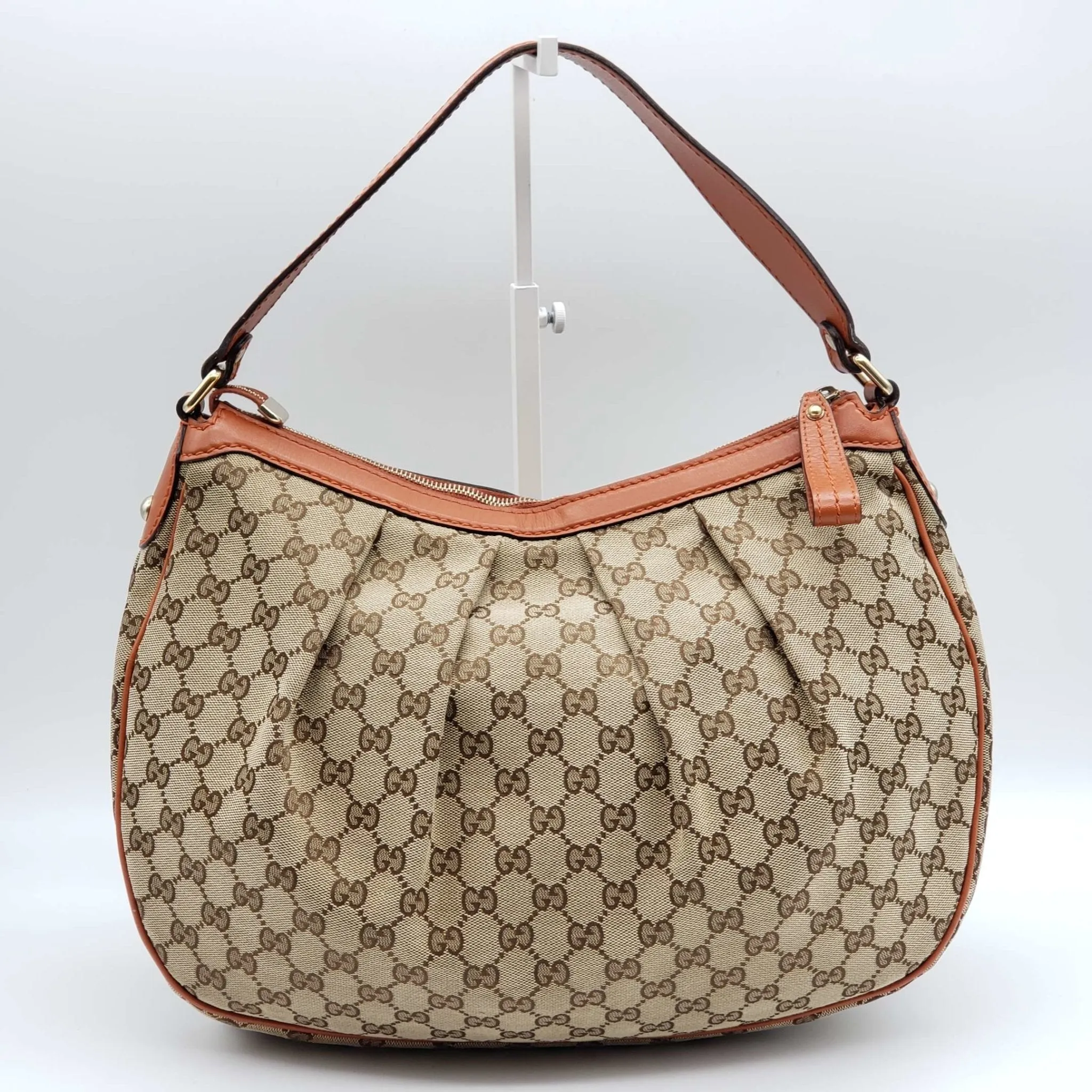 Gucci GG Sukey Shoulder Bag