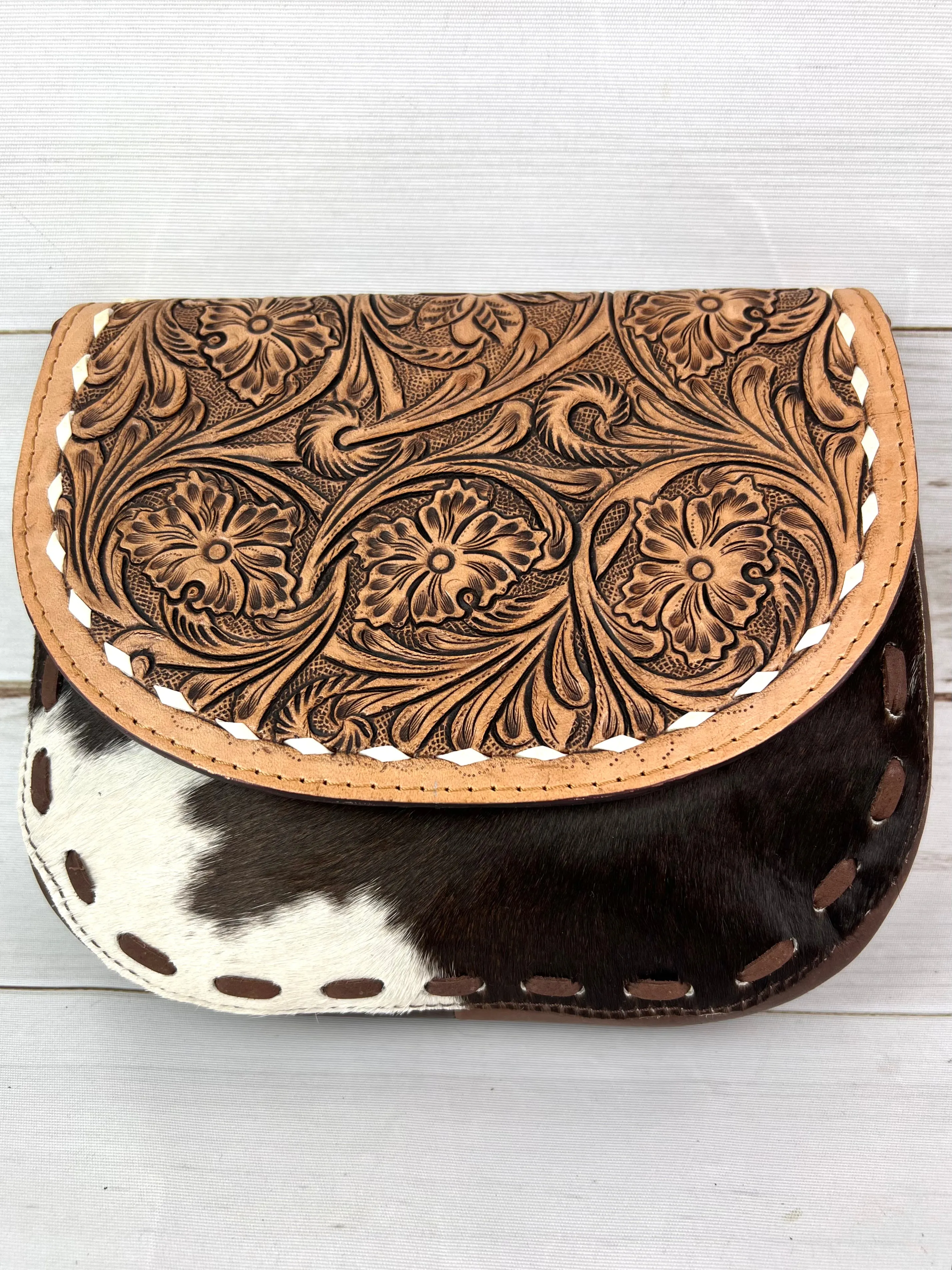 Hide Buckstitch Leather Saddle Bag Style Handbag