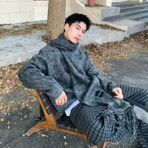 Knitwear Round Neck Sweater with Scarf
