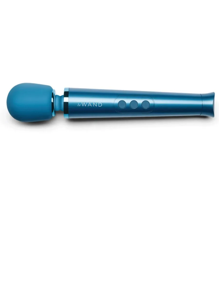 Le Wand Petite Rechargeable Massager