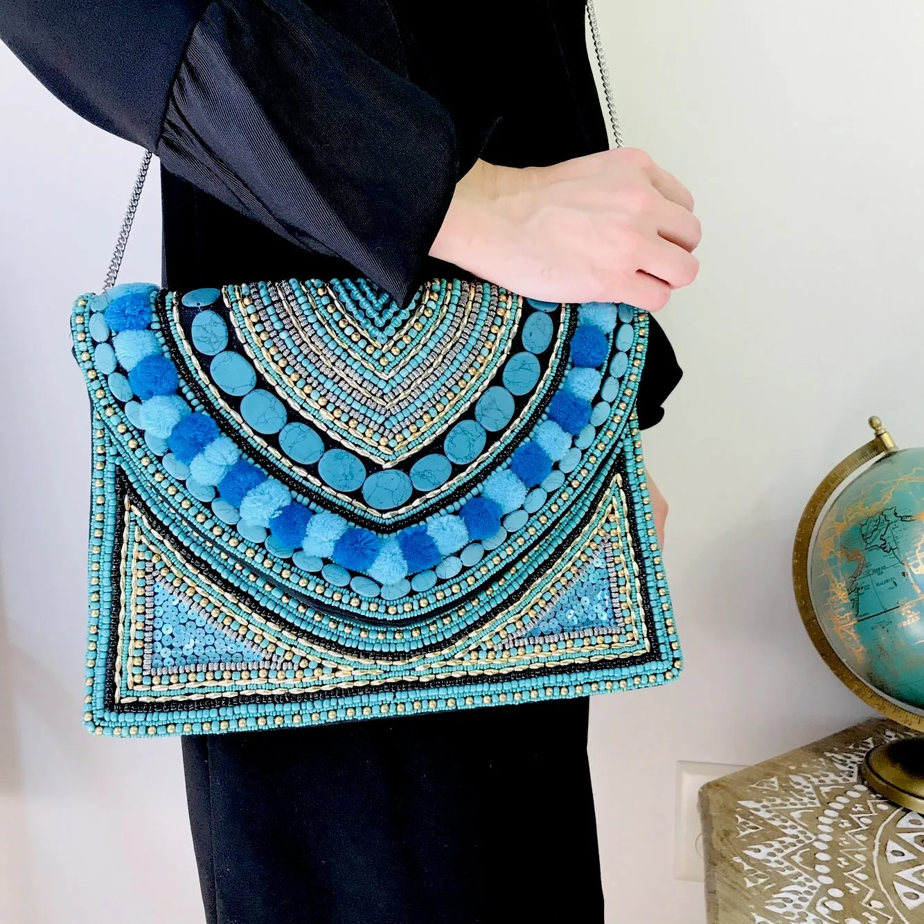 Leela Clutch