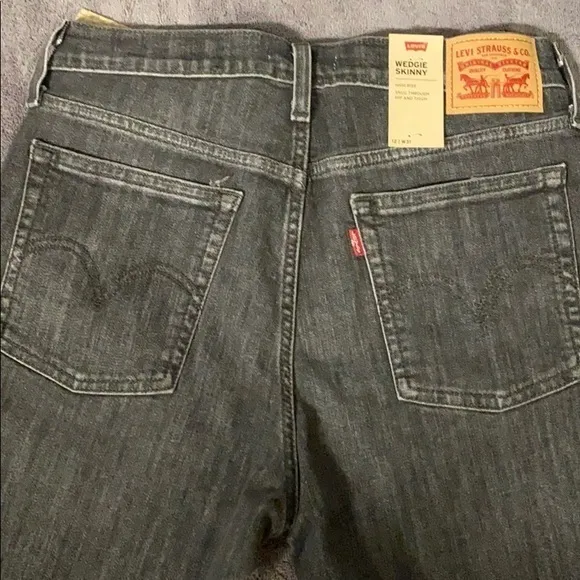 LEVIS WEDGIE SKINNY
