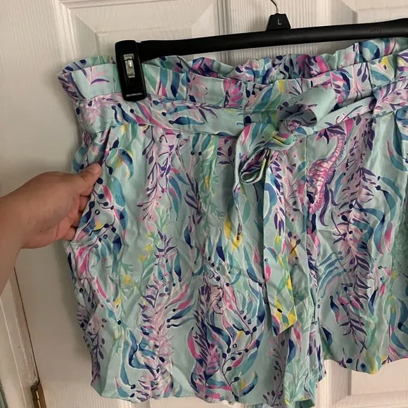 Lilly Pulitzer Tie Waist Paper Bag Shorts Plus Size 16