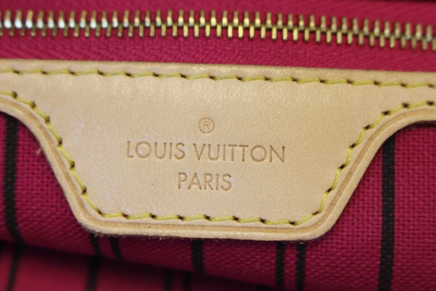 LOUIS VUITTON Monogram Canvas Neverfull MM Brown Tote Bag Fuchsia