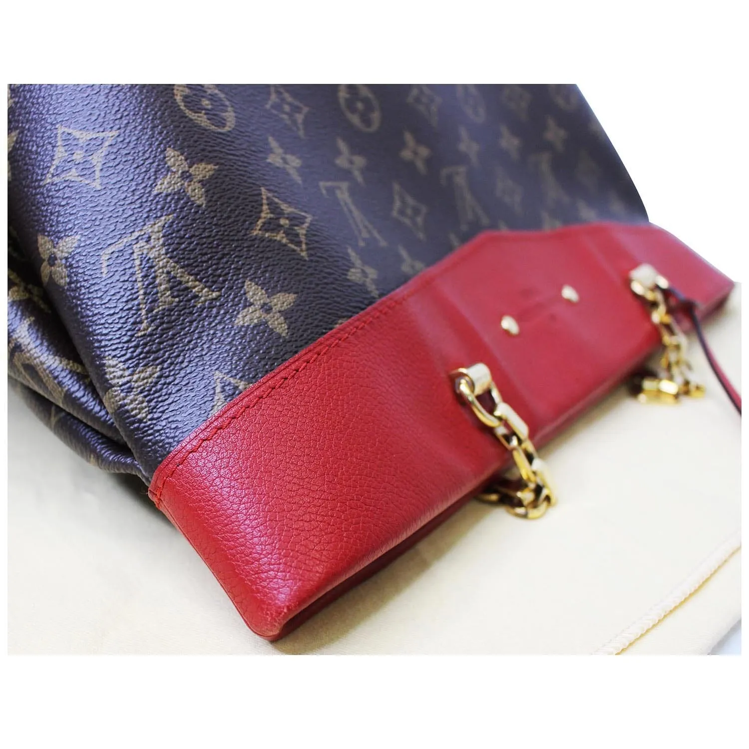 LOUIS VUITTON Pallas Chain Shopper Monogram Canvas Shoulder Bag Cherry