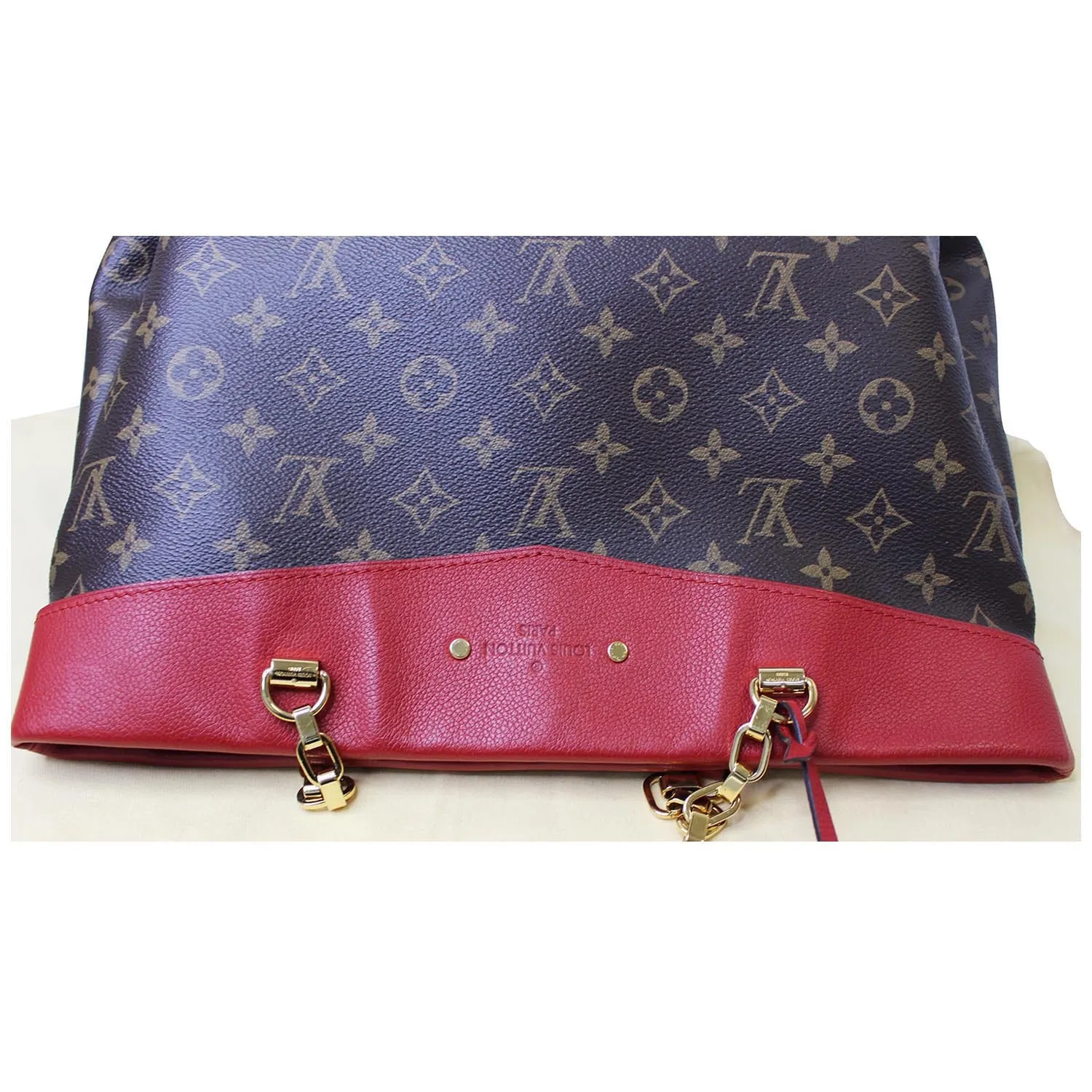 LOUIS VUITTON Pallas Chain Shopper Monogram Canvas Shoulder Bag Cherry