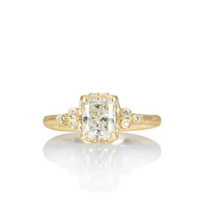 Luna Radiant Diamond Ring