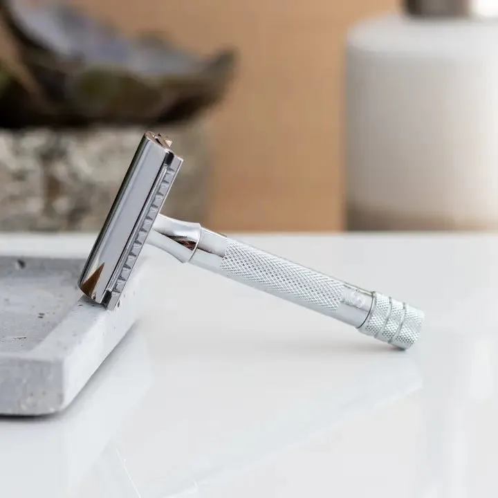 Merkur 33C Classic Double Edge Safety Razor Straight Cut Chrome