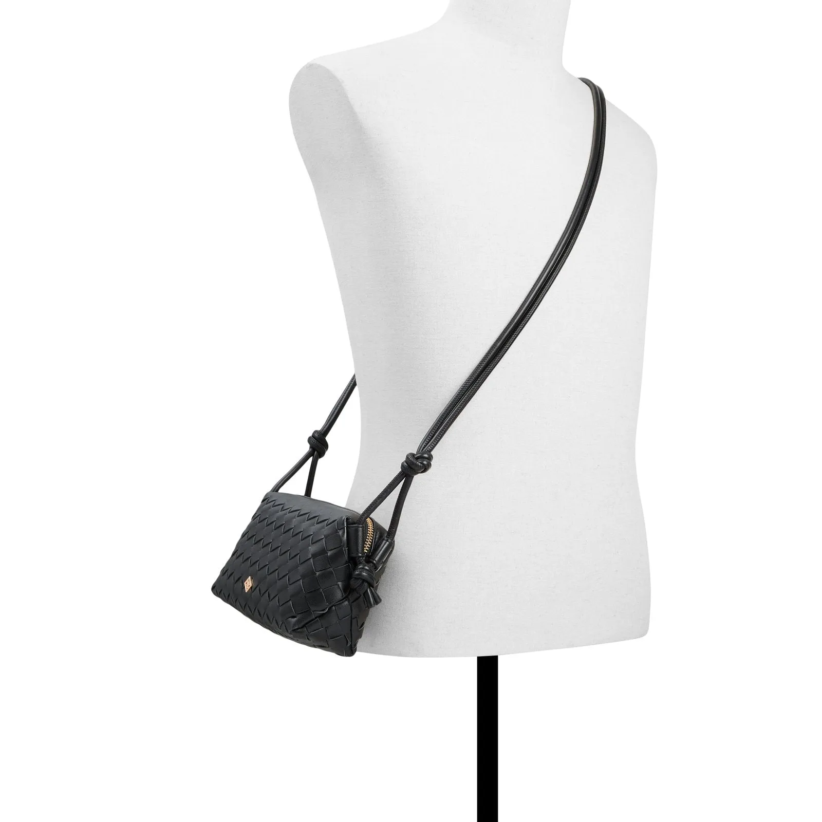 Monicaa / Cross Body