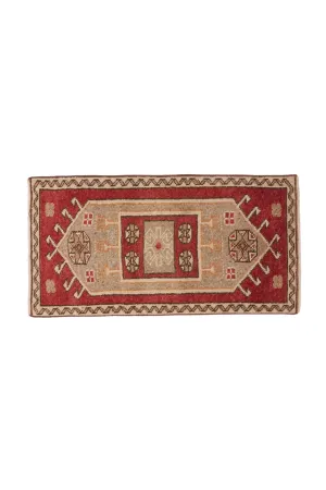 No. 1531 Mini Turkish Vintage Rug - 1'9.5" x 3'5.5"