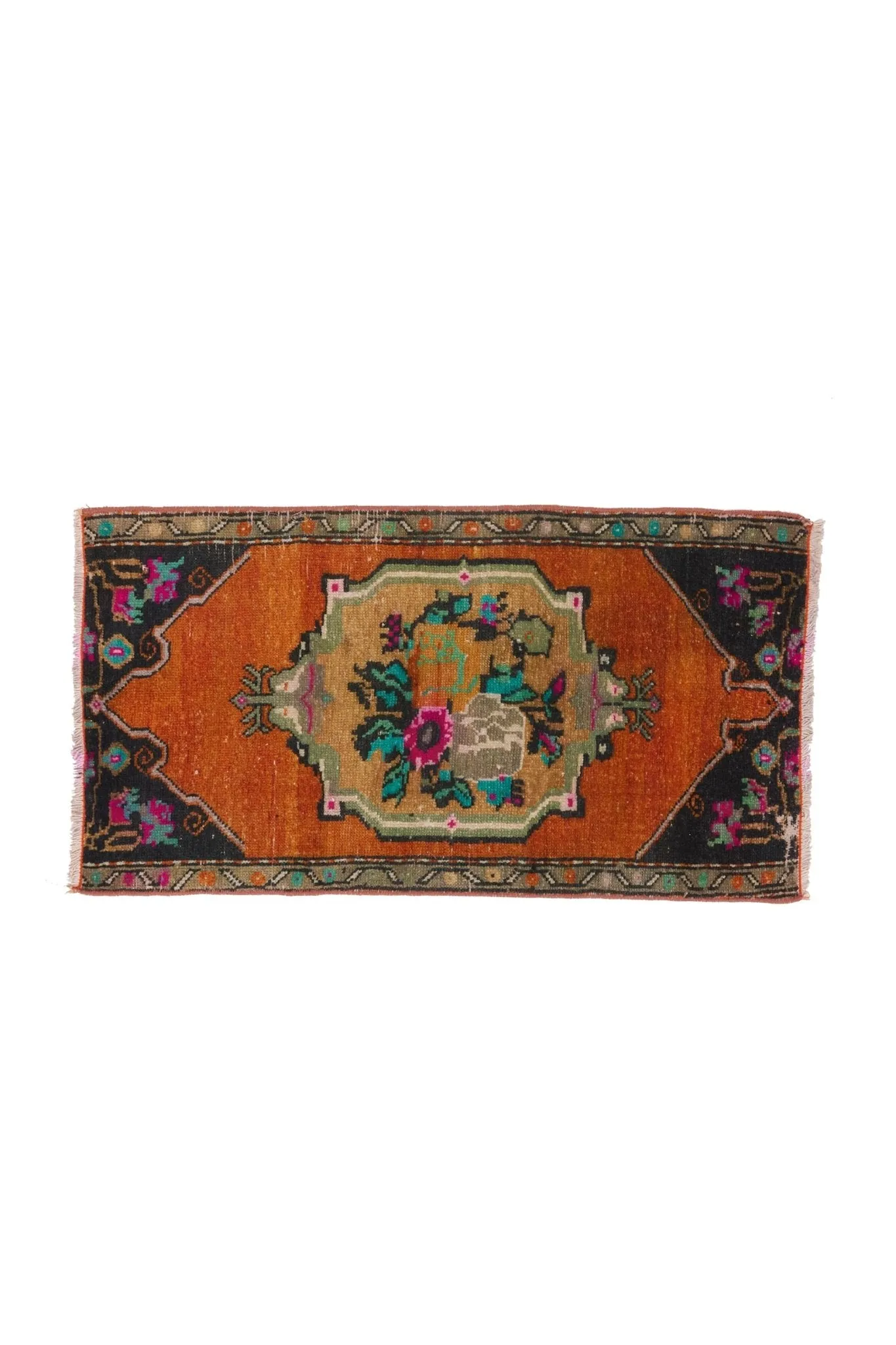 No. 1542 Mini Turkish Vintage Rug - 1'8.5'' x 3'3''