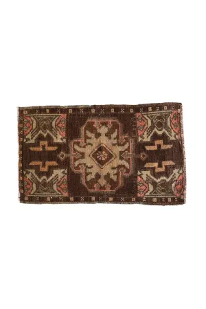 No. 1601 Mini Turkish Vintage Rug - 1'10" x 3'1"